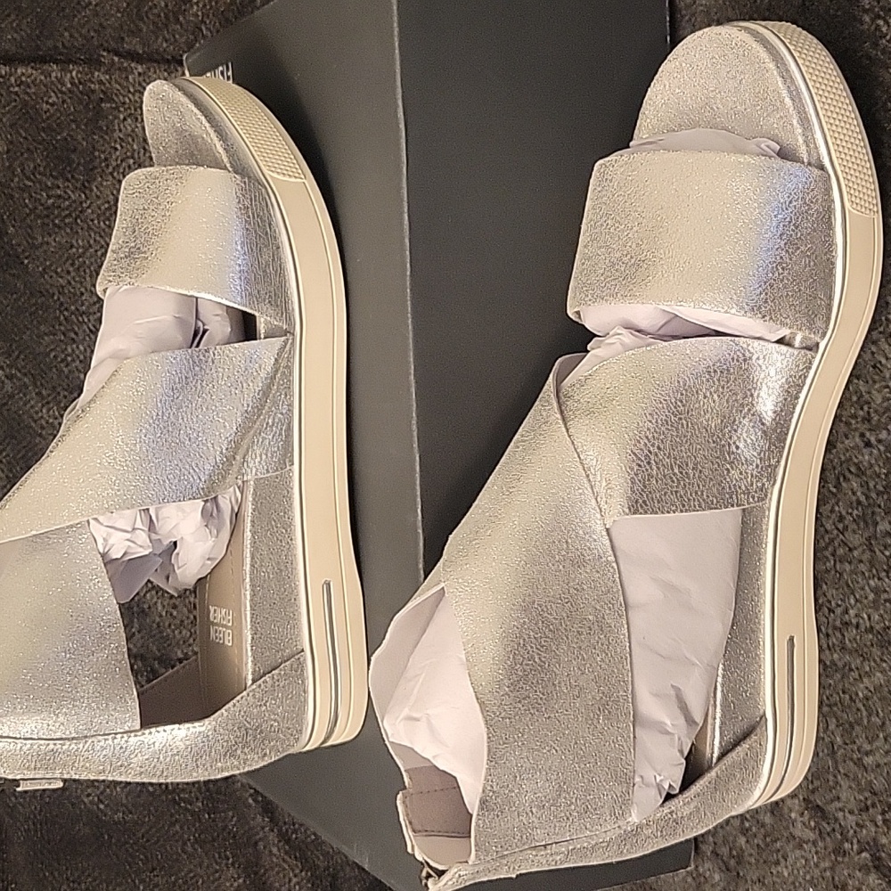 Eileen Fisher silver platform